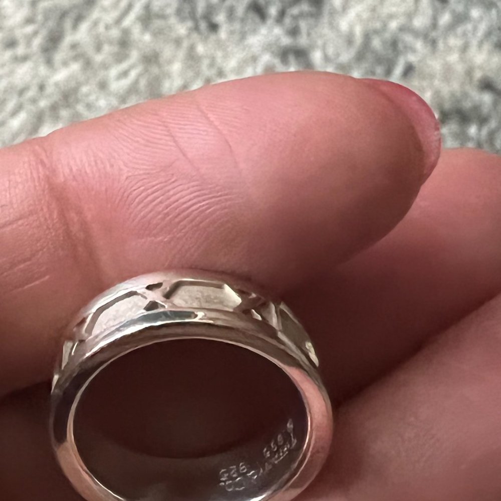Tiffany & Co beautiful silver Atlas ring - Picture 7 of 11